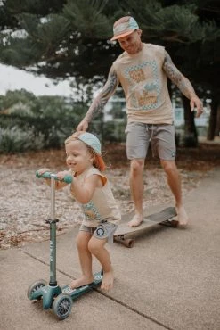 Salty Shreds Acid Wash Skater Shorts - Mens