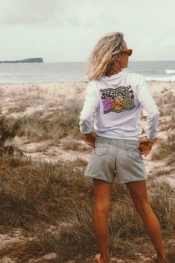 Salty Shreds Retro Wave L/S Tee - Ladies 4 Salty Shreds Retro Wave L/S Tee - Ladies -Salty Shreds Shop image bb87d957 9286 4753 88ad d6f506bd04a7