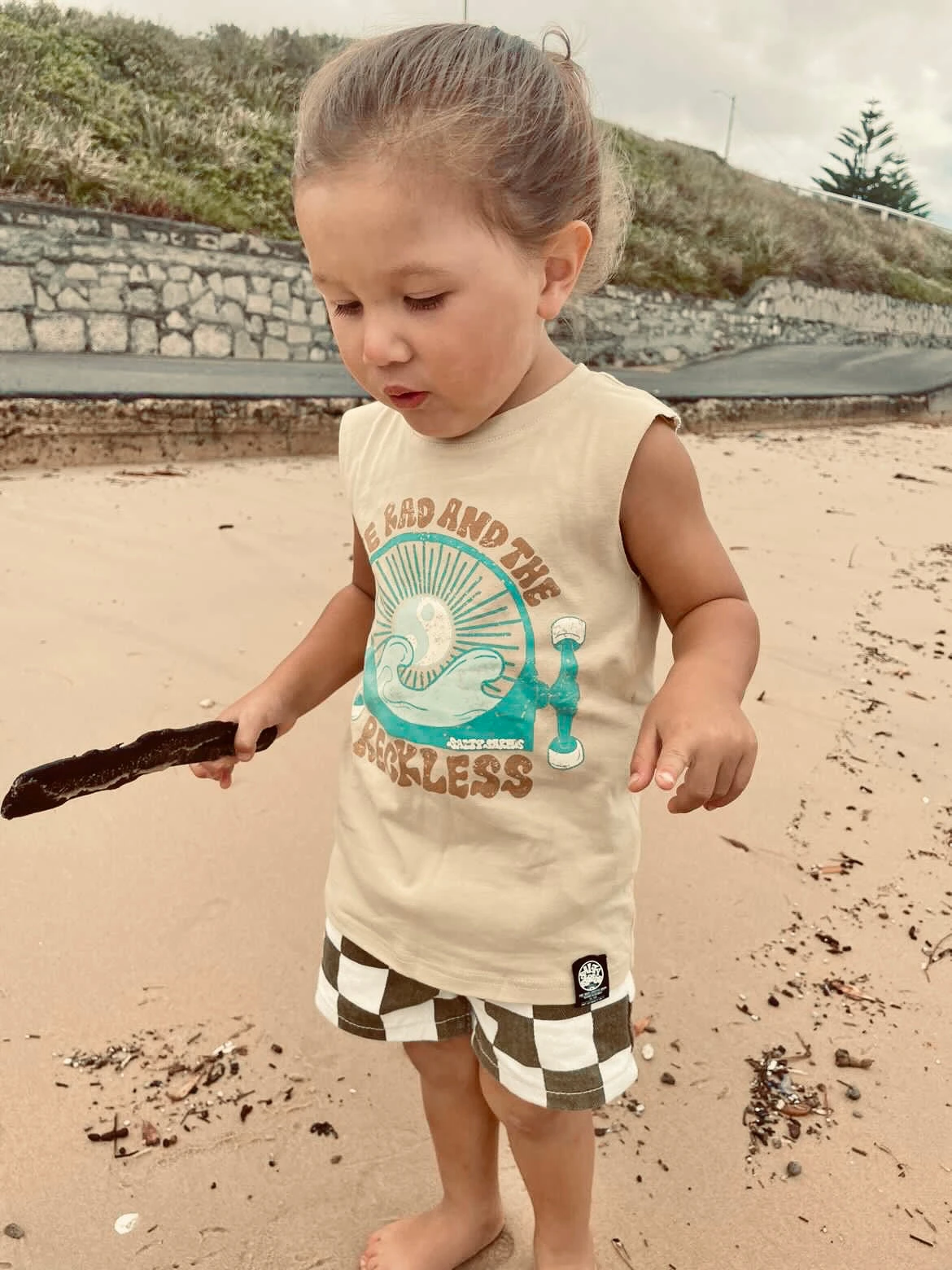 Salty Shreds The Rad & The Reckless Fade Out Groms Muscle Tank 10 Salty Shreds The Rad & The Reckless Fade Out Groms Muscle Tank - Image 8