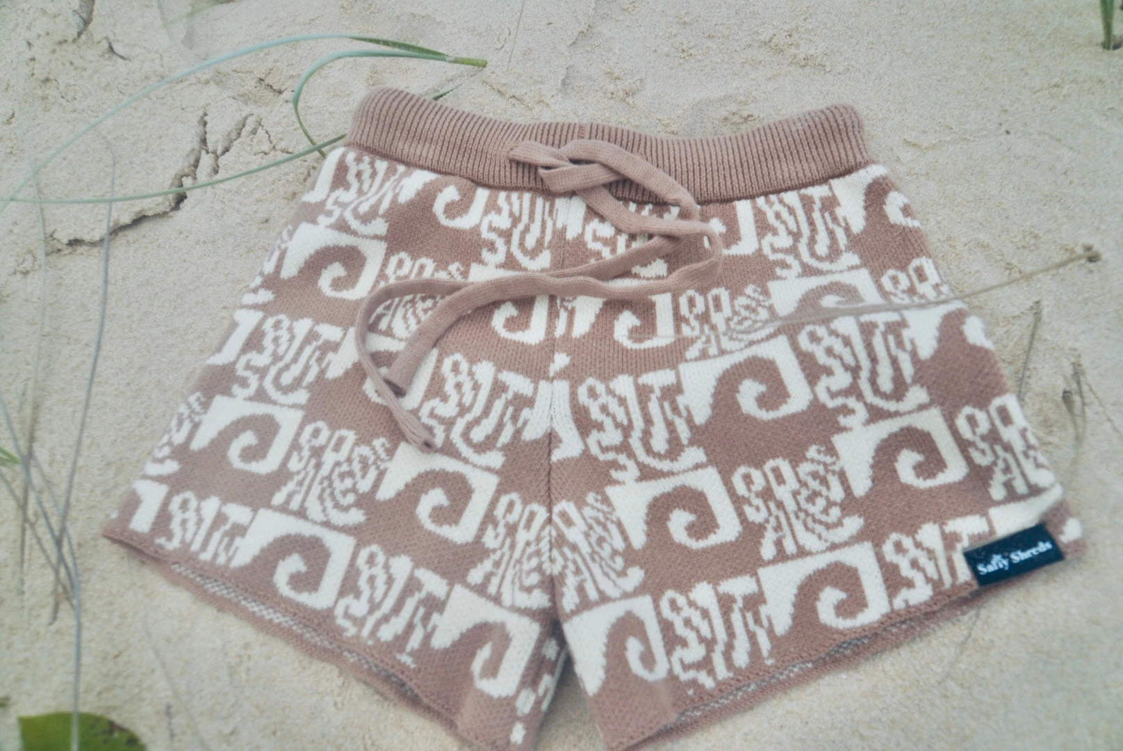 Salty Shreds endless waves organic knit short - Beige - groms Salty Shreds Endless Waves Organic Knit Short - Beige - Groms -Salty Shreds Shop image d5a0a4cc e677 484b 9670 5879418c7036